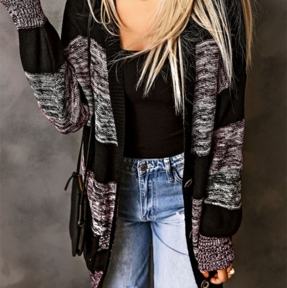 Sweaters - 💜 New Colorblock Cardigan